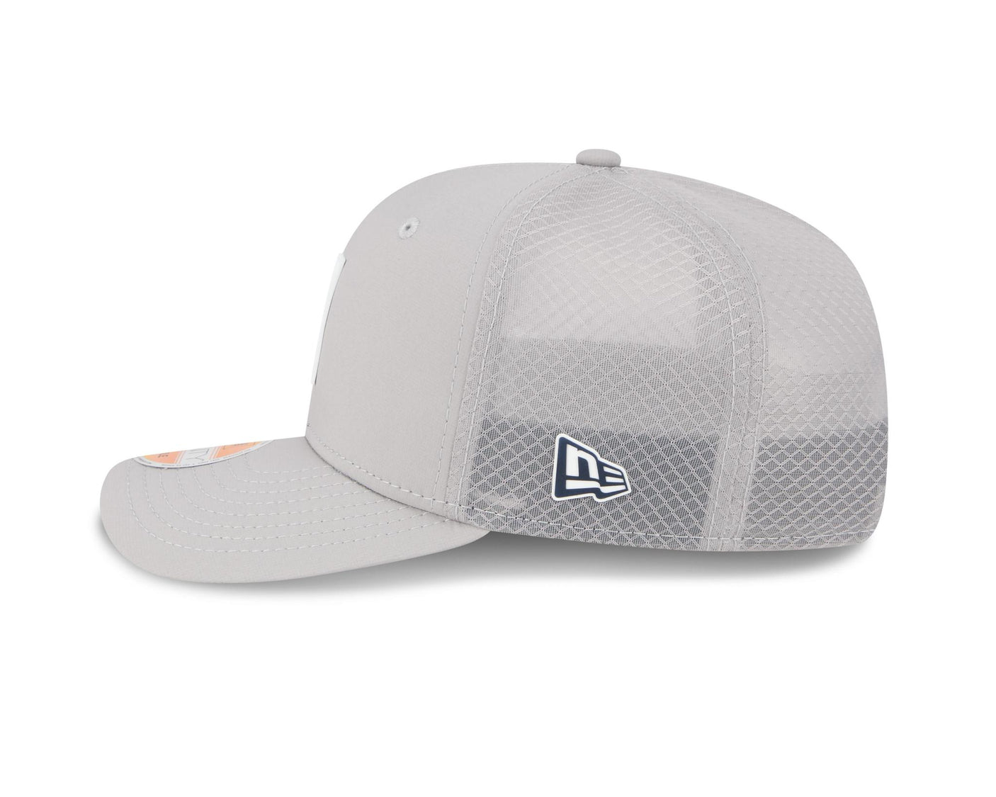 Seahawks 2025 New Era Men's 9SEVENTY Trucker Sideline Hat