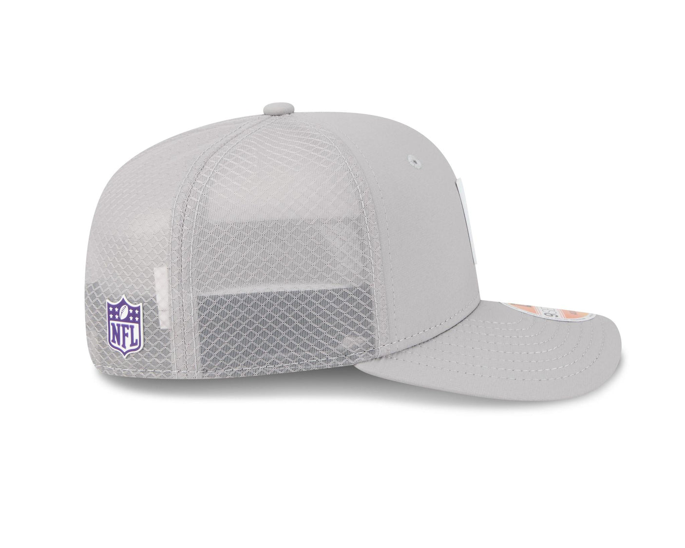 Vikings 2025 New Era Men's 9SEVENTY Trucker Sideline Hat