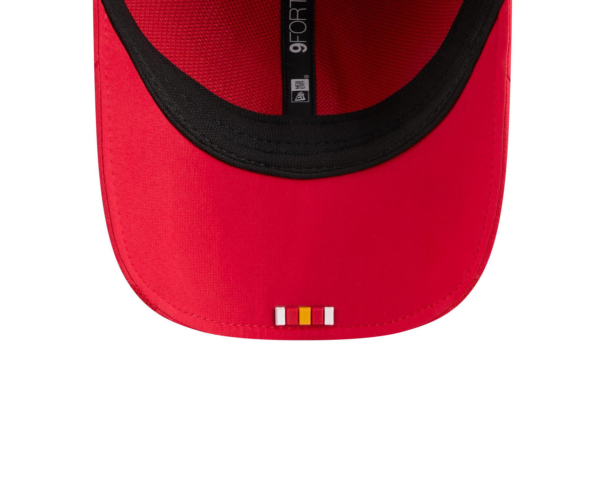 Chiefs 2025 New Era Men's 9FORTY Sideline Hat Pro Football Hall of Fame