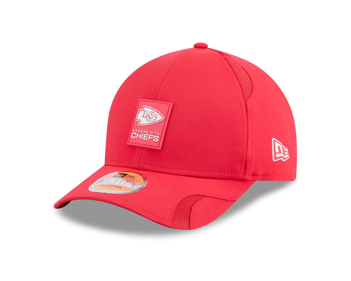 Chiefs 2025 New Era Men's 9FORTY Sideline Hat Pro Football Hall of Fame