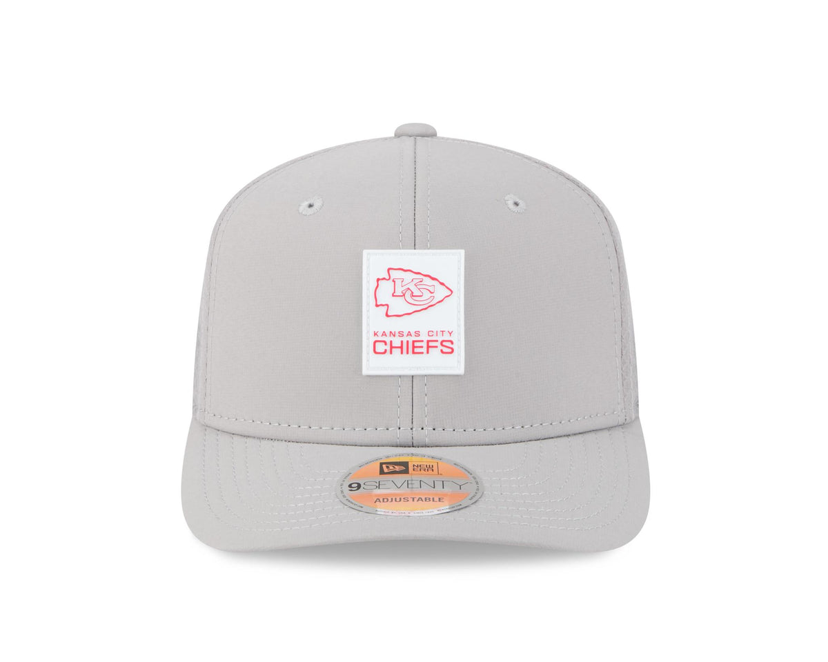 Chiefs 2025 New Era Men's 9SEVENTY Trucker Sideline Hat Pro Football Hall of Fame