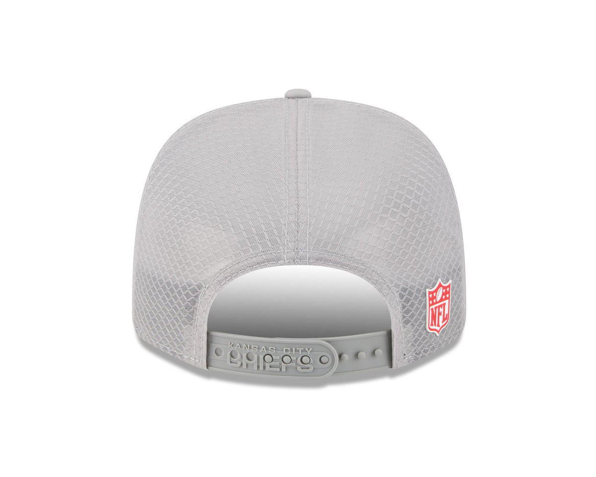 Chiefs 2025 New Era Men's 9SEVENTY Trucker Sideline Hat Pro Football Hall of Fame