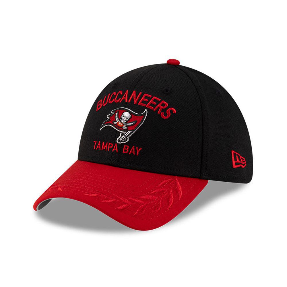 Buccaneers 2025 New Era Men's 39THIRTY Draft Hat