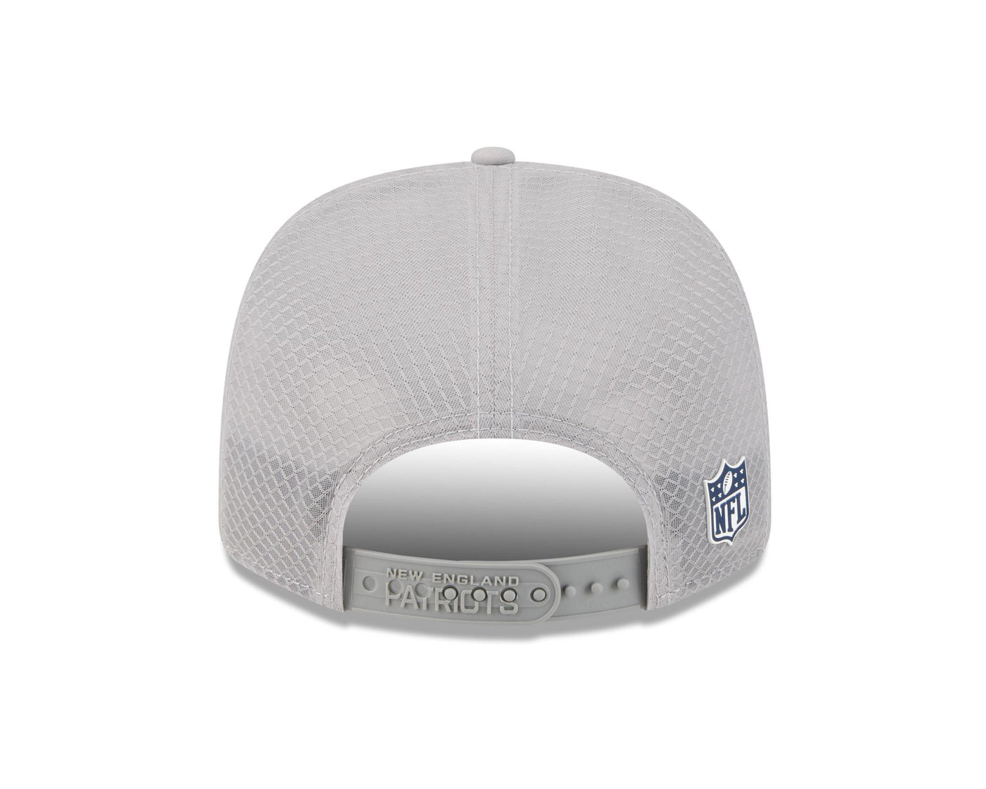 Patriots 2025 New Era Men's 9SEVENTY Trucker Sideline Hat