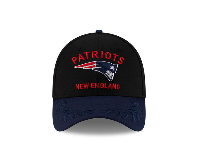 Patriots 2025 New Era Men's 39THIRTY Draft Hat
