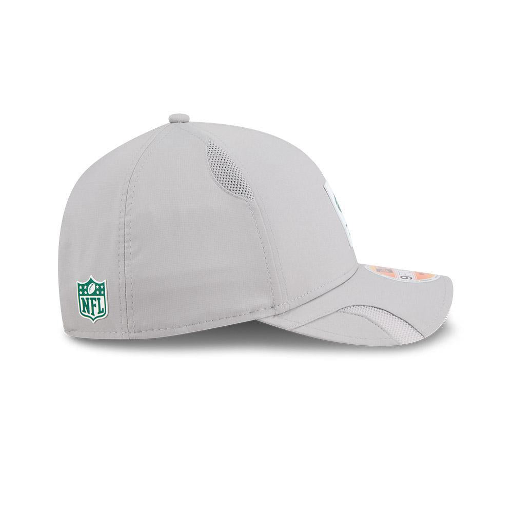 Jets 2025 New Era Men's Sideline 9FORTY M-Crown Color Way Hat Pro Football Hall of Fame