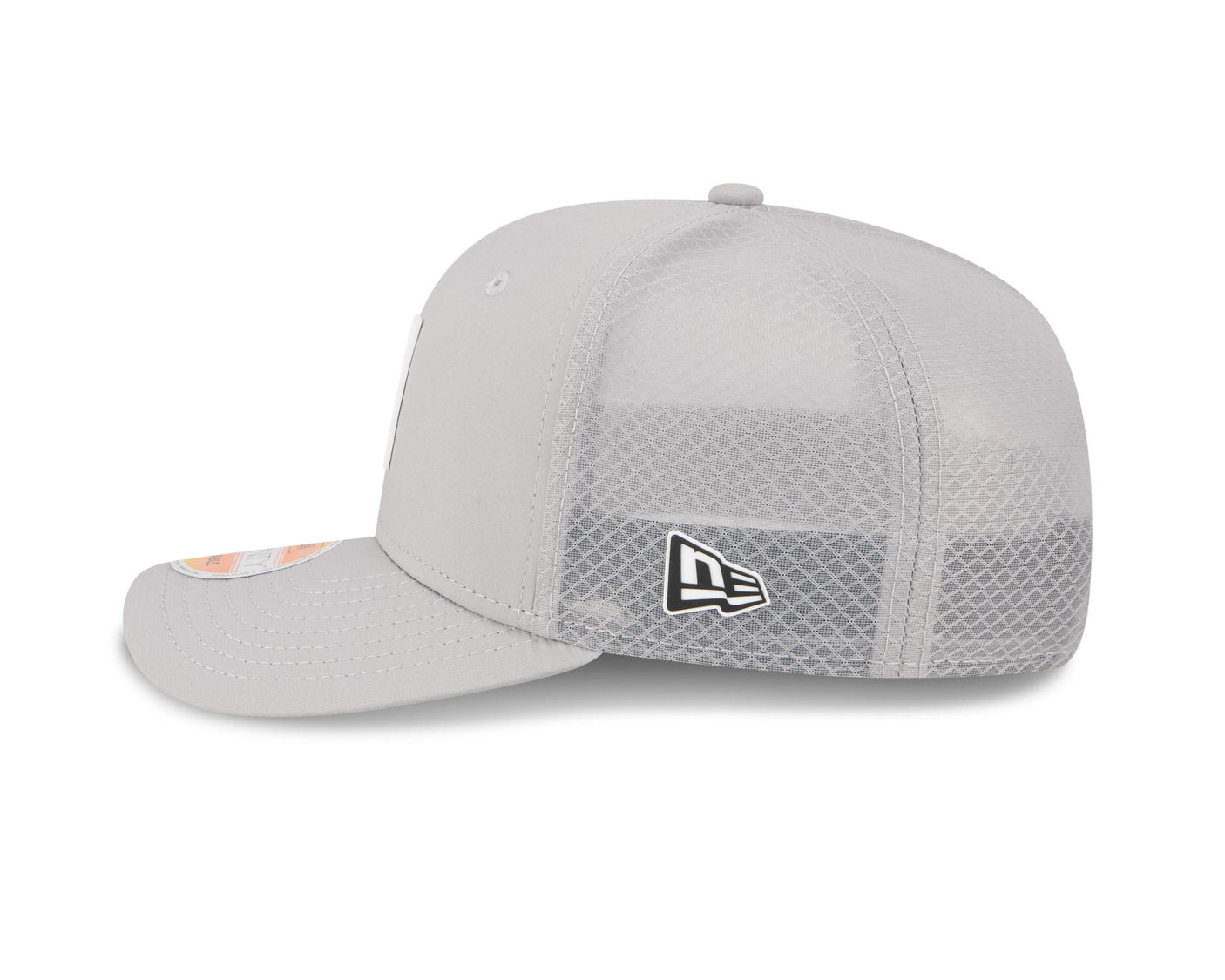 Steelers 2025 New Era Men's 9SEVENTY Trucker Sideline Hat