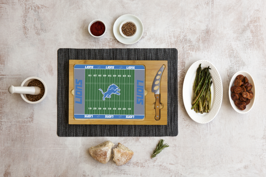 Lions Icon Glass Top Cutting Board & Knife Set by Picnic Time Pro Football Hall of Fame