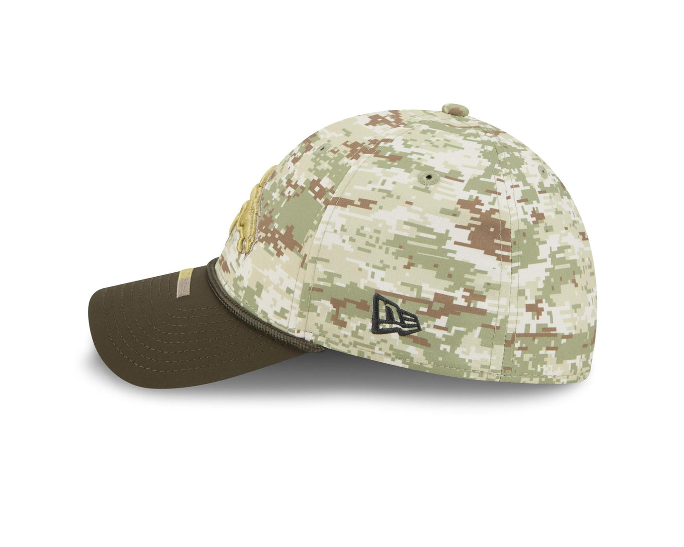 Broncos 2025 New Era Men's 39THIRTY Salute to Service Hat