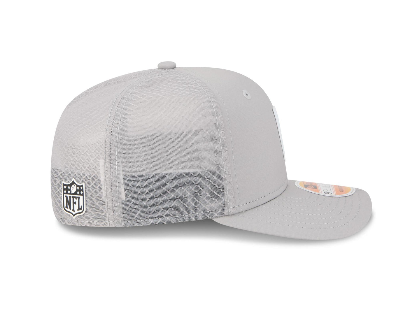 Saints 2025 New Era Men's 9SEVENTY Trucker Sideline Hat