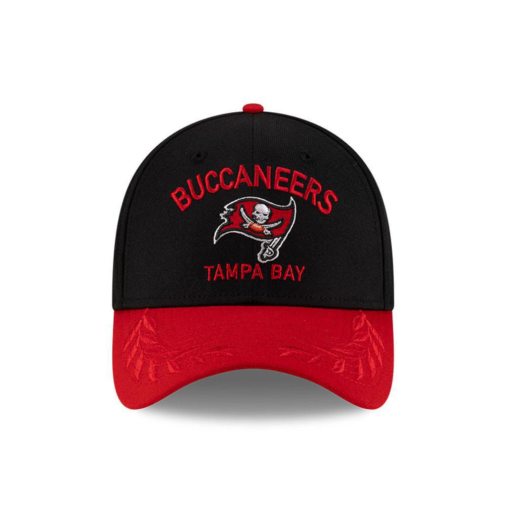 Buccaneers 2025 New Era Men's 39THIRTY Draft Hat