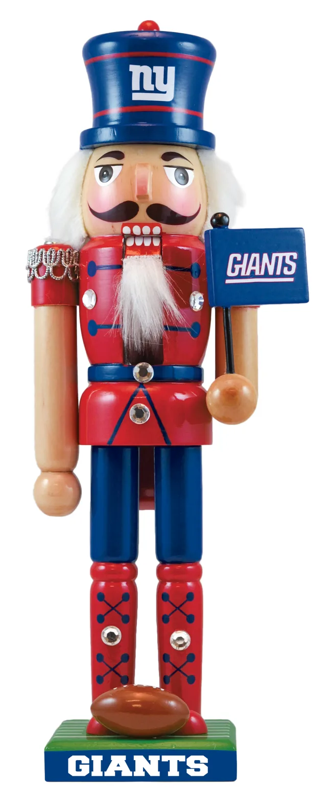 Giants Nutcracker