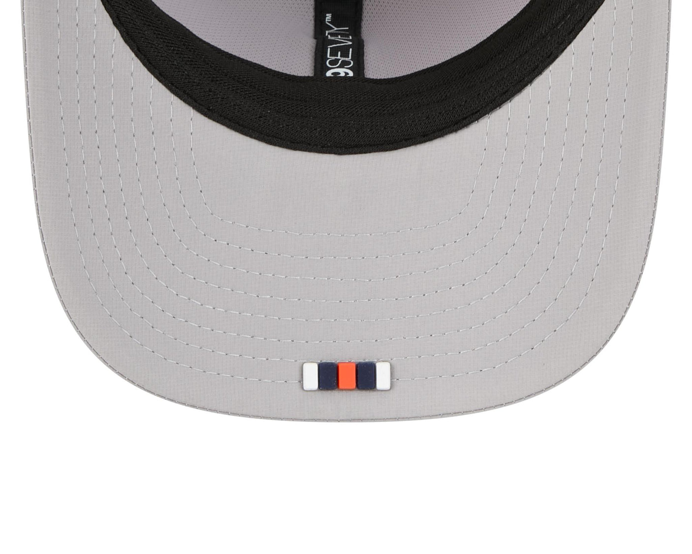 Bears 2025 New Era Men's 9SEVENTY Trucker Sideline Hat