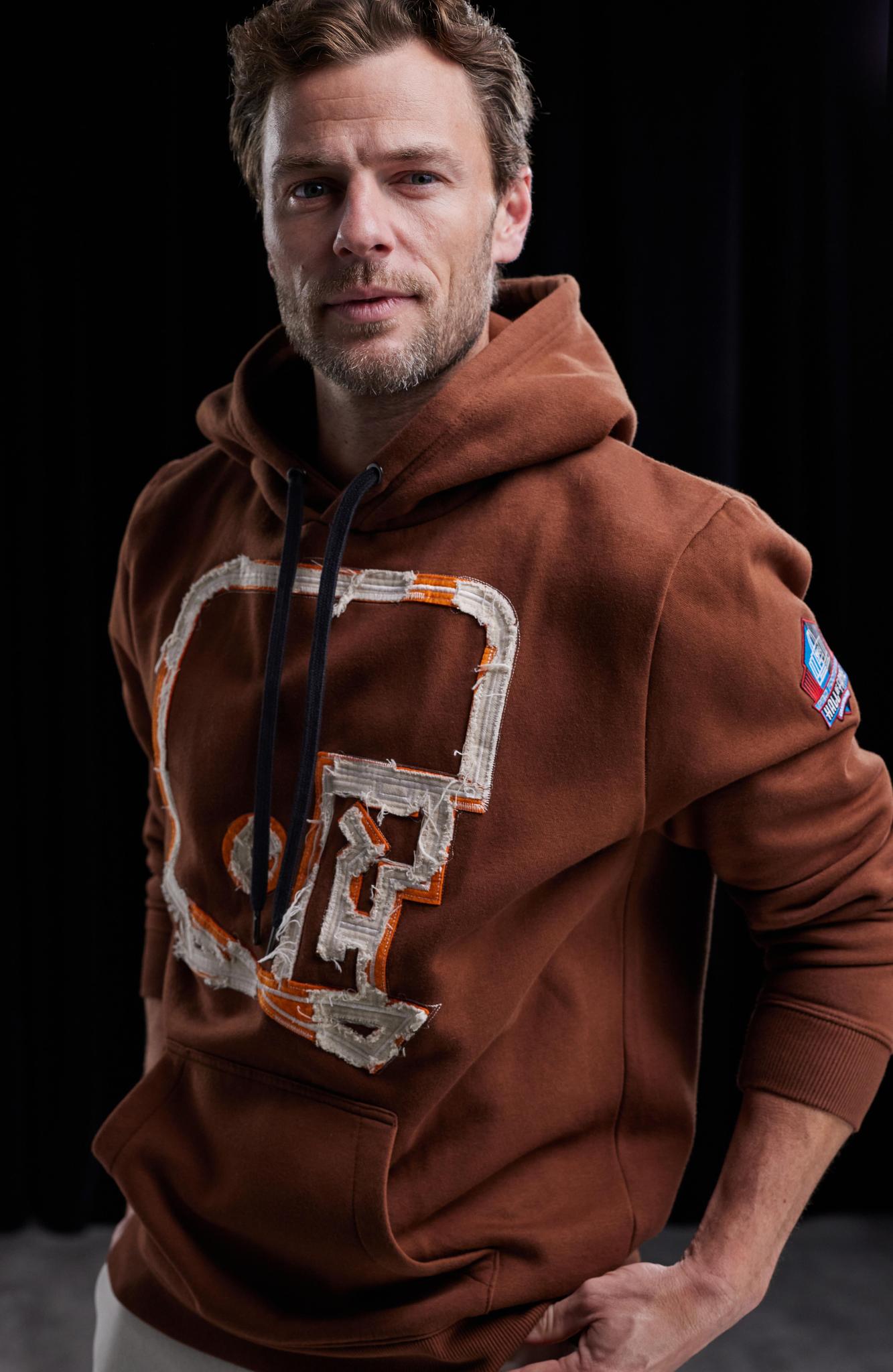 Pro Football Hall of Fame X Haggar - Brown Graphic Helmet Pullover Sweatshirt