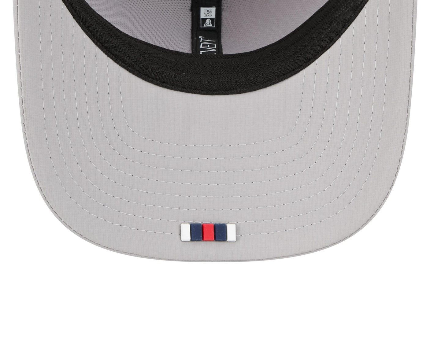 Patriots 2025 New Era Men's 9SEVENTY Trucker Sideline Hat