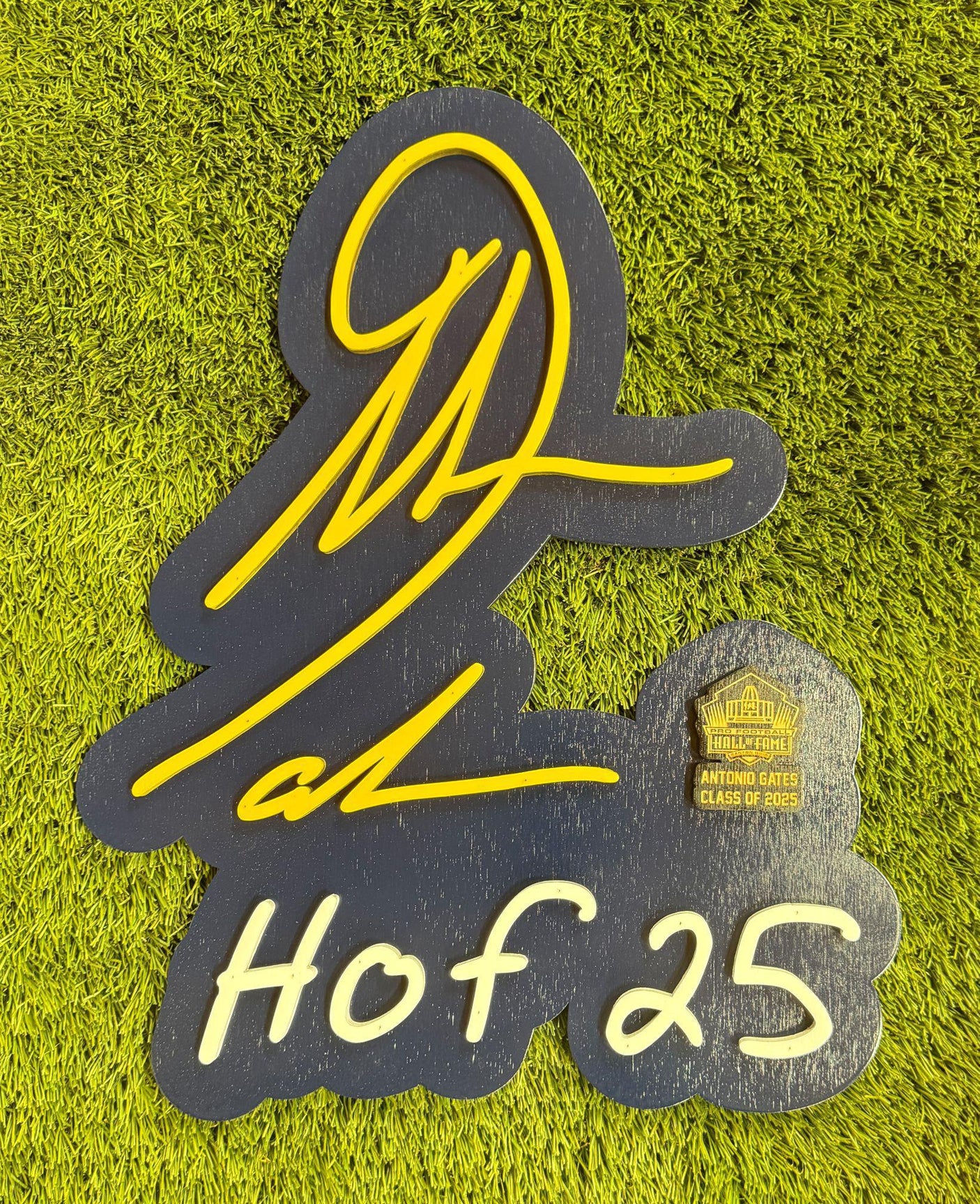 Chargers Antonio Gates Class of 2025 3D Signature Color Wall Sign
