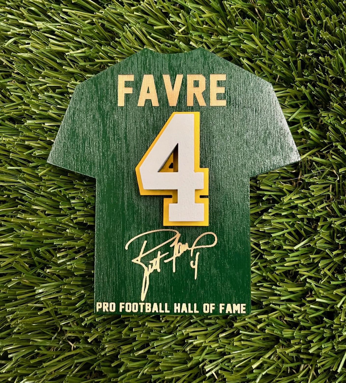 Brett Favre Wood Jersey Jumbo Magnet