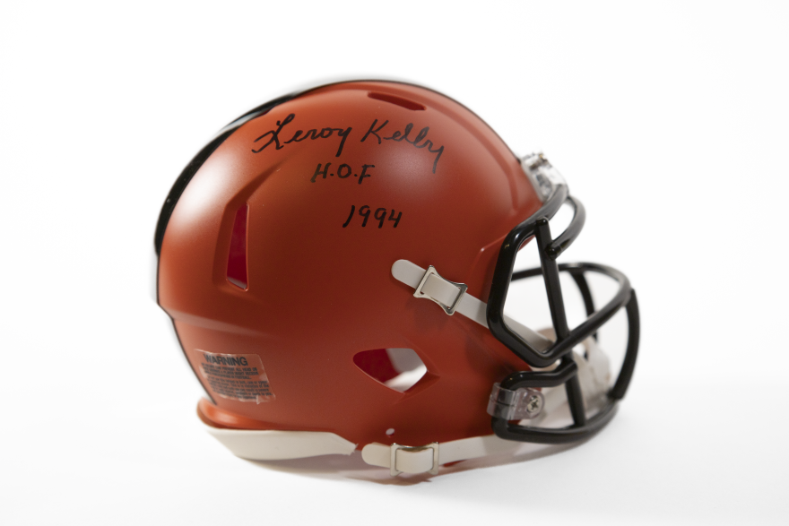 Leroy Kelly Autographed Browns Mini Helmet