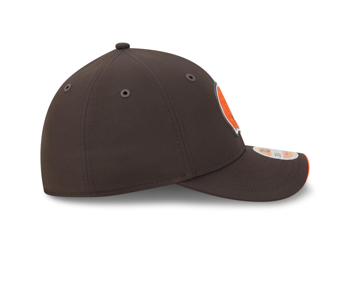 Browns 2026 New Era Men's 39THIRTY Sideline Hat Pro Football Hall of Fame