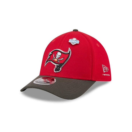 Buccaneers 2026 New Era Men's 39THIRTY Draft Hat