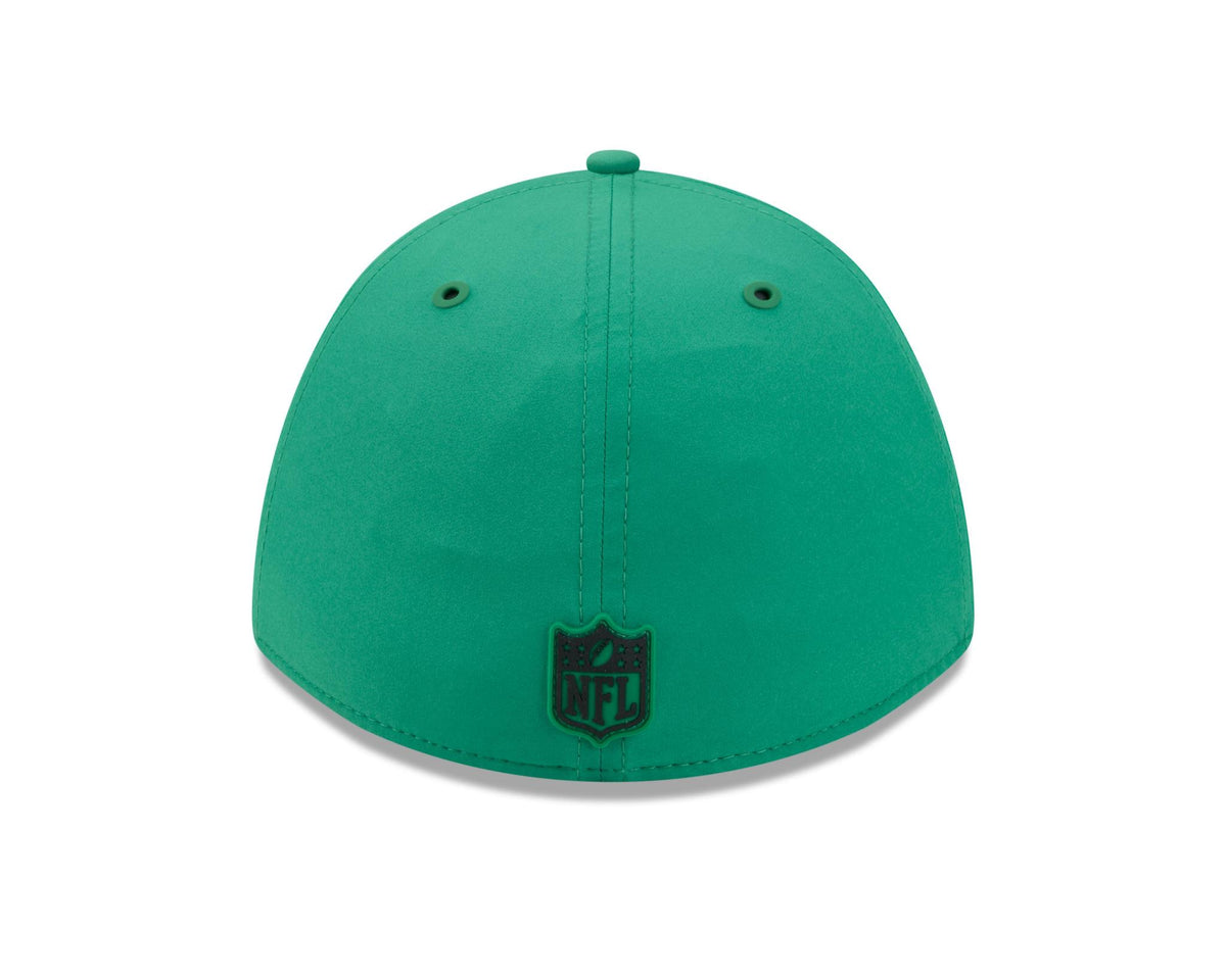 Eagles 2026 New Era Men's 39THIRTY Sideline Hat Pro Football Hall of Fame