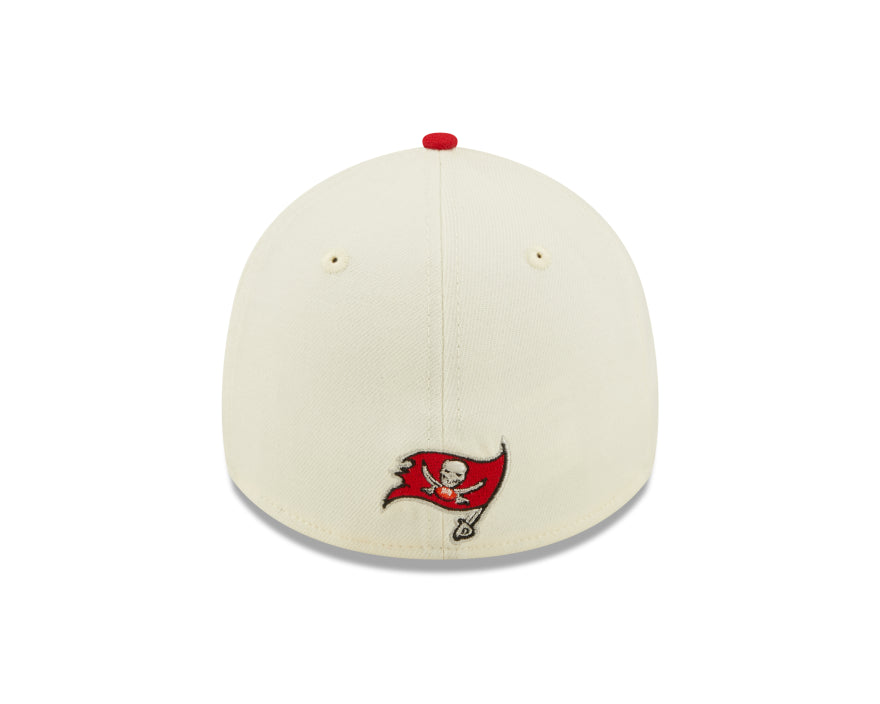 Buccaneers 2022 New Era® NFL Sideline Official 39THIRTY Flex Hat