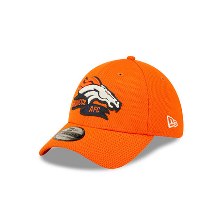 Broncos 2022 New Era® NFL Sideline Official 39THIRTY Coaches Flex Hat
