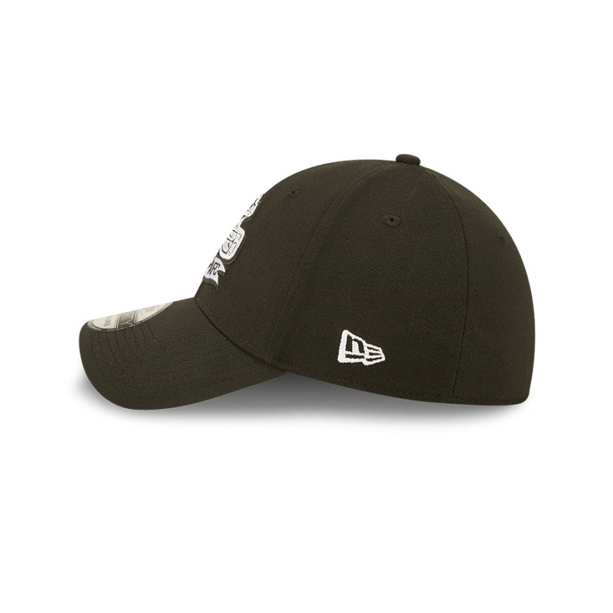 Browns 2022 New Era® NFL Sideline Official Black 39THIRTY Flex Hat