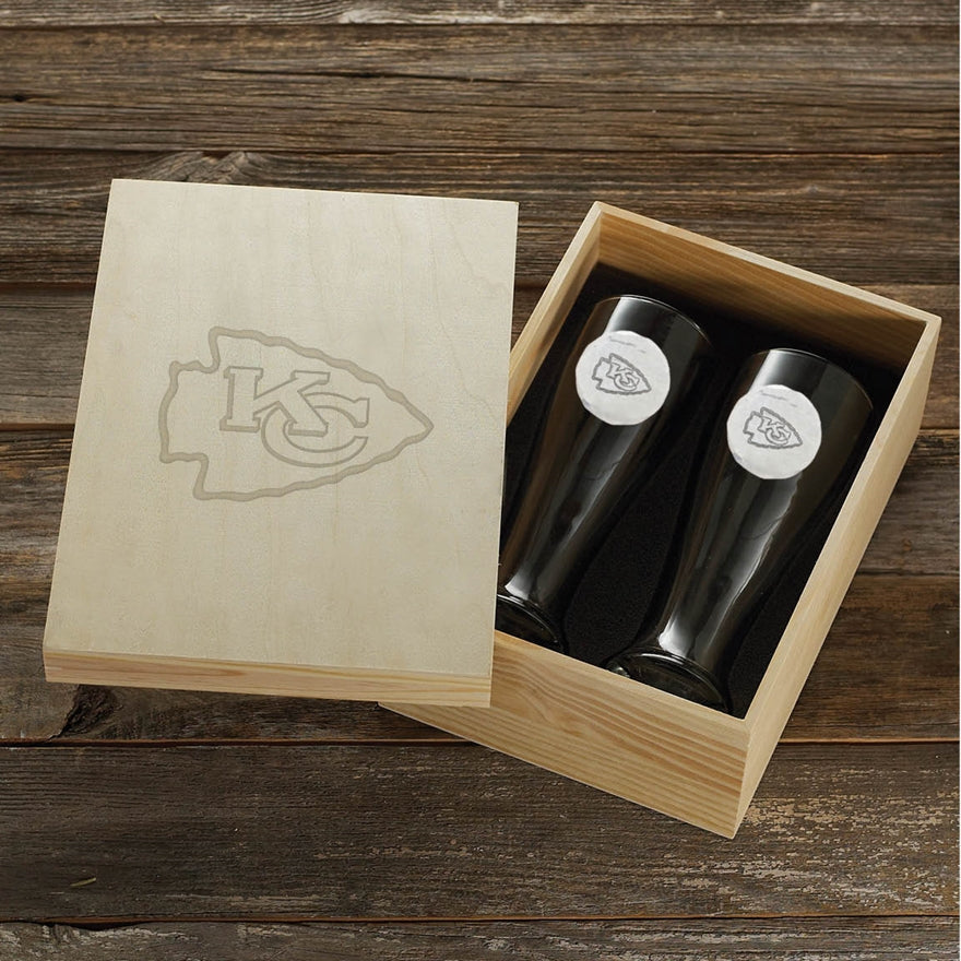 Kansas City Chiefs 2-Piece Pilsner Set with Collectible Box