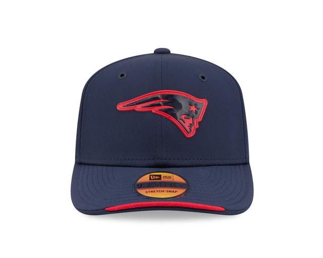 Patriots 2026 New Era Men's 9SEVENTY Stretch Snap Sideline Hat