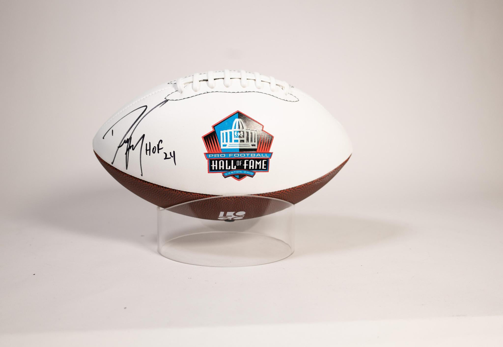 NFL Hall Of Famers Autograped Wilson hotsell Football