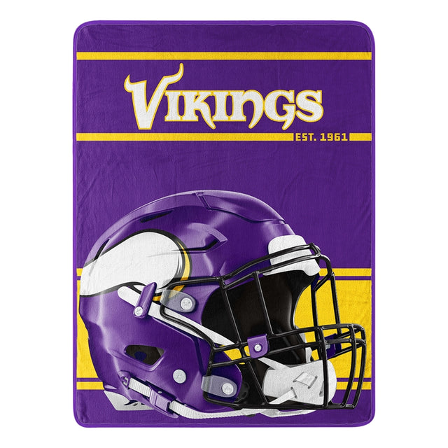 Vikings The Northwest Company 46" x 60" 40-Yard Dash Micro Raschel Blanket