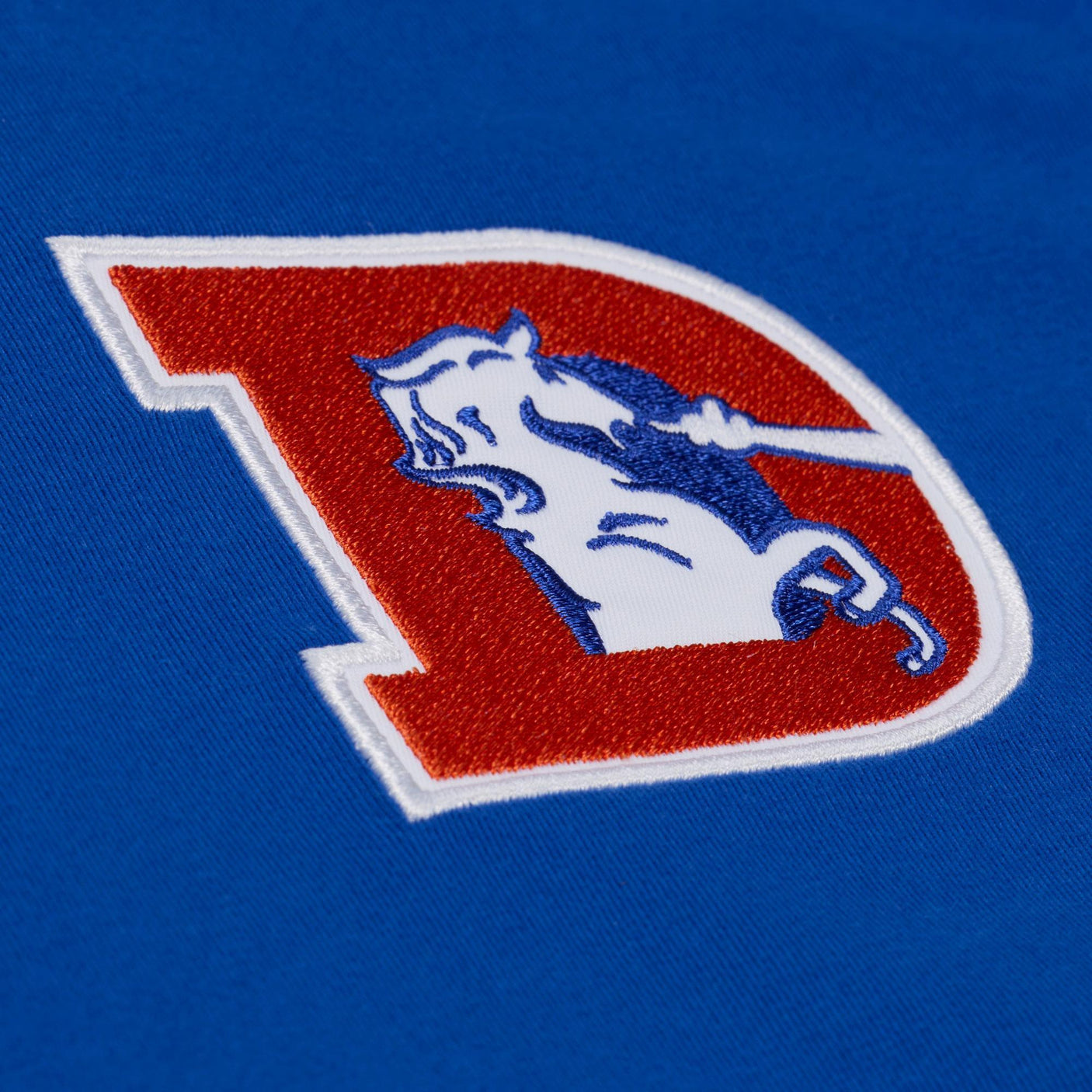 Broncos 2026 Mitchell and Ness Men's Head Coach T-Shirt