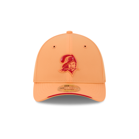Buccaneers 2026 New Era Men's Alternate 39THIRTY Sideline Hat Pro Football Hall of Fame