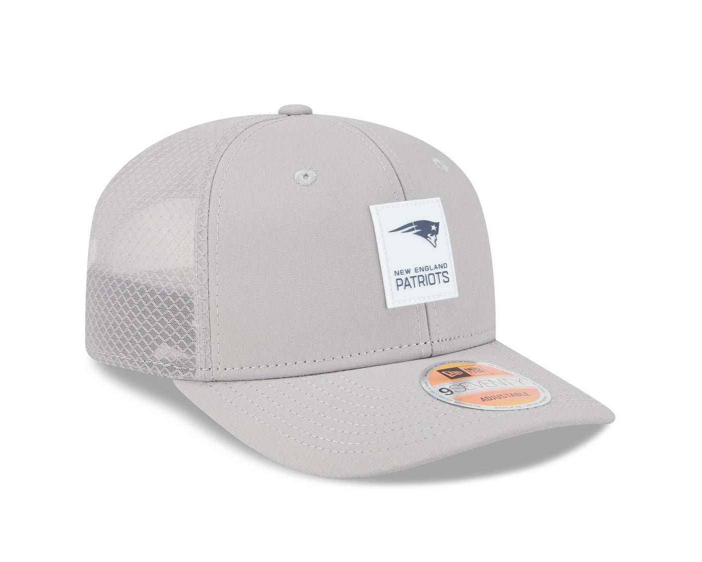 Patriots 2025 New Era Men's 9SEVENTY Trucker Sideline Hat