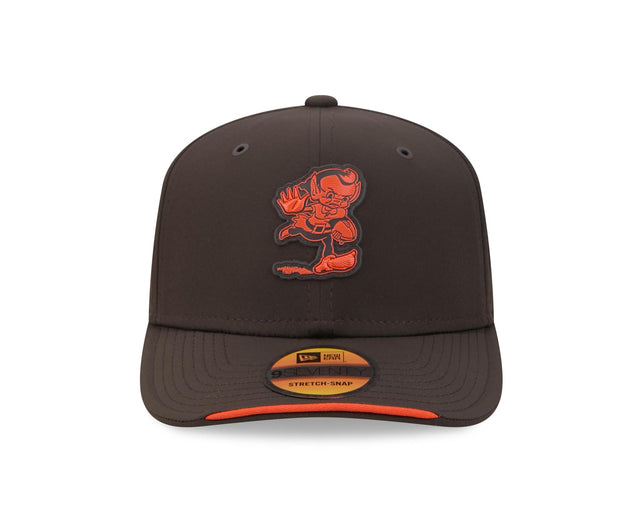 Browns 2026 New Era Men's Throwback 9SEVENTY Stretch Snap Sideline Hat