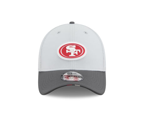 49ers 2025 New Era® 39THIRTY Training Camp Hat